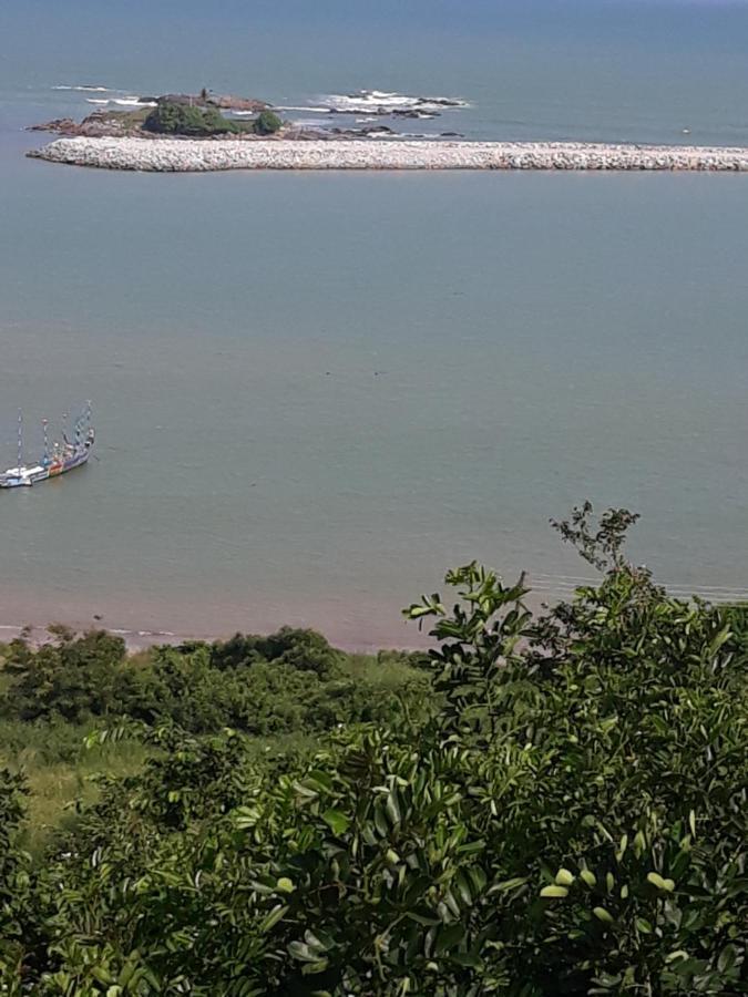 Abuesi Beach Resort Sekondi-Takoradi ภายนอก รูปภาพ