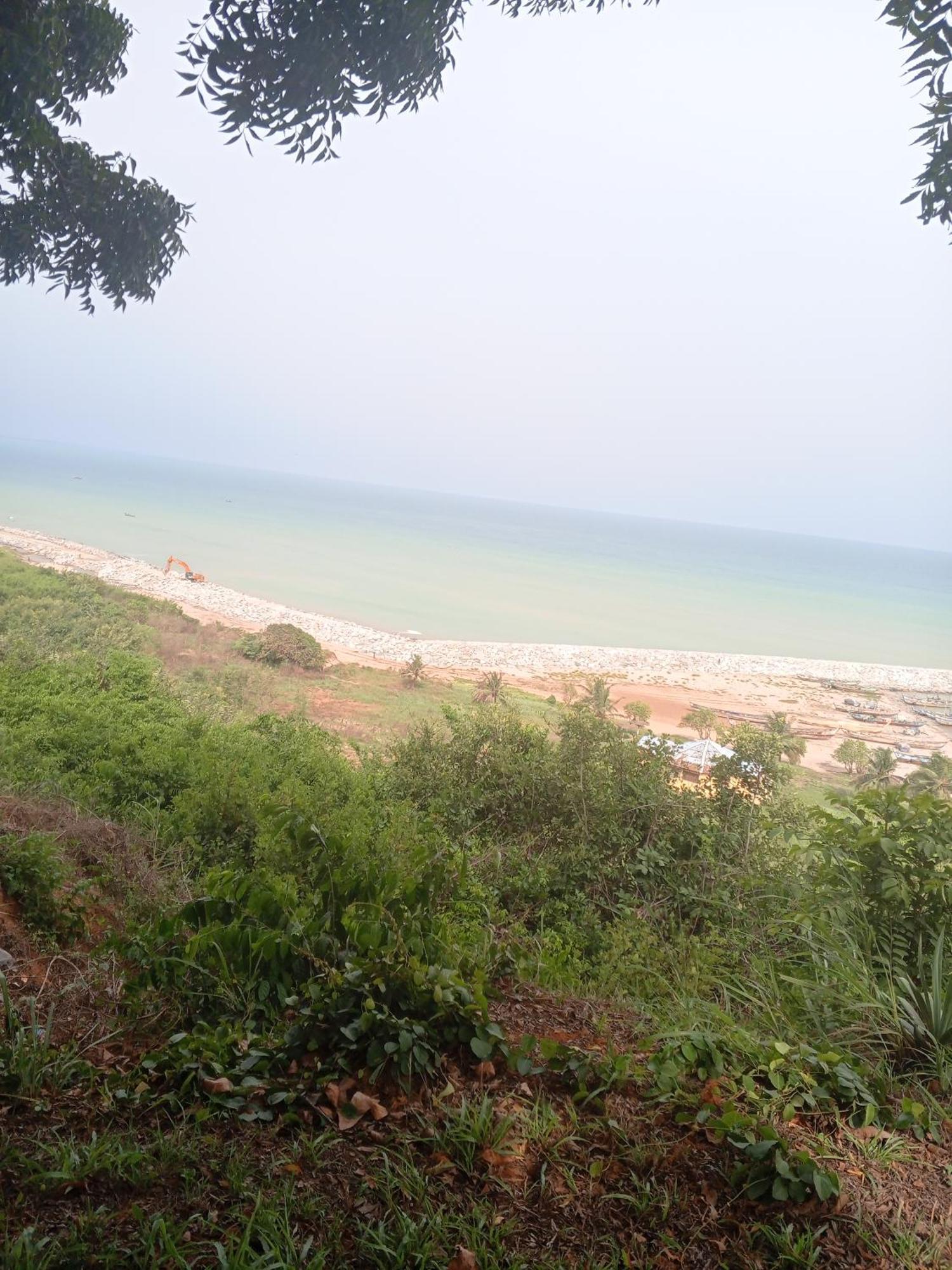 Abuesi Beach Resort Sekondi-Takoradi ภายนอก รูปภาพ