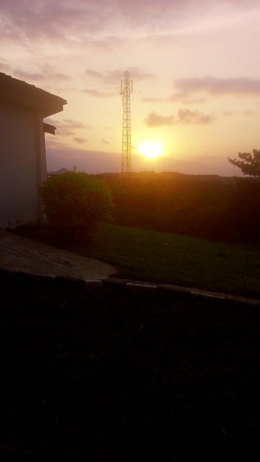 Abuesi Beach Resort Sekondi-Takoradi ภายนอก รูปภาพ